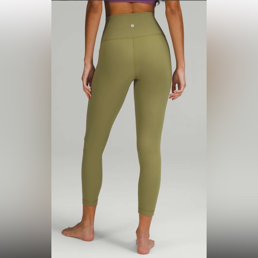 Lululemon Wunder Under Cropped Legging 8‎ Athleisure workout yoga layered
